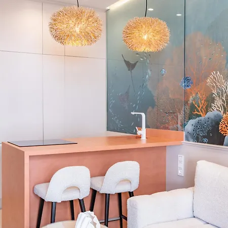 Mare Prive - Luxury Jacuzzi Suite, Carvajal Beach, By Alohamalaga * Fuengirola